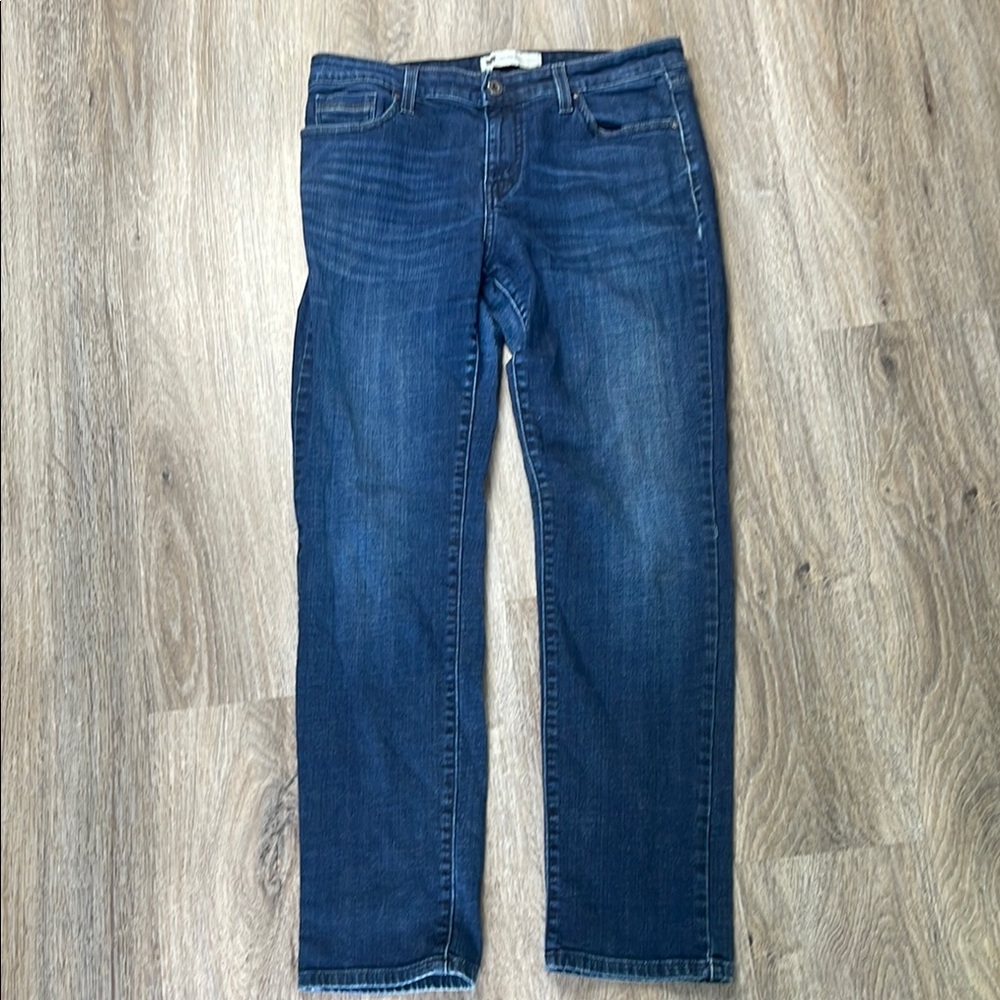 Levis Mid Rise Skinny Jeans